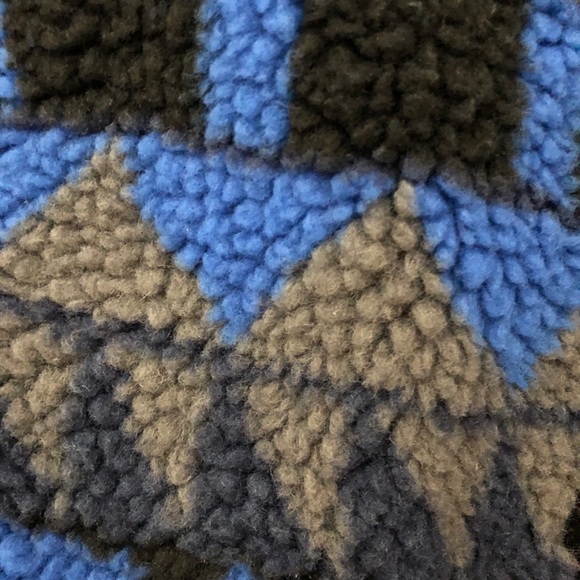 Sherpa Fleece Jacket - Picture 3 of 7